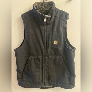 Black Carhartt vest